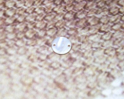 画像2: 淡水真珠貝　パーツ　 50個　2穴　9mm.11mm