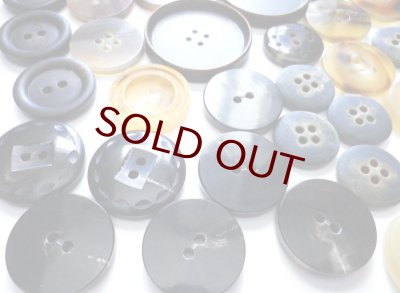 画像3: 貴重な本水牛ボタンいっぱい　コレクションにも