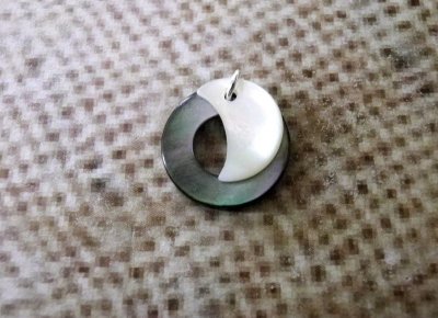 画像6: 貝パーツ　三ケ月型　穴無しタイプ、1穴タイプ　高瀬貝 SH2119