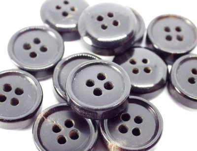 画像7: 本水牛釦　シャツ(1)着分 4mm厚みの高級品　ツヤの黒色  No.580-4mm