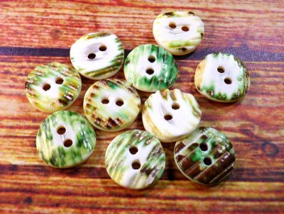 画像4: 玉貝  貝ボタン  輝く線状紋が綺麗な貝ボタン　裏面も使用できます　SH-2214