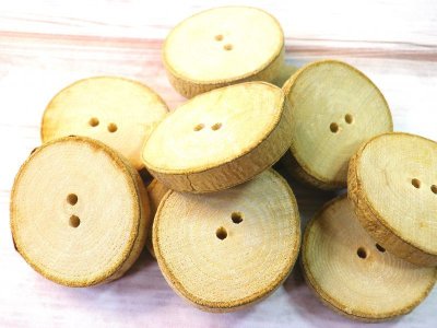 画像4: 天然木　枝輪切りボタン　マットな消し　パーツにも最適　2穴