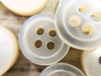 画像4: 白蝶貝 貝ボタン 3mm厚　最高級 ボタンダウンシャツ1着分 セット販売 SH-117-3mm