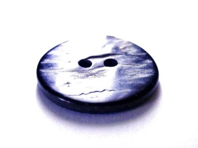 画像4: 珍しいシックな輝きの黒い貝ボタン　BMS-100