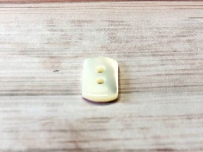 画像3: 長方形の高瀬貝 貝ボタン　かまぼこ型　2H  2220