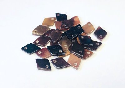 画像4: 輝きの無い貝　菱型 貝パーツ　 30個　1穴　6.5mm×9.5mm