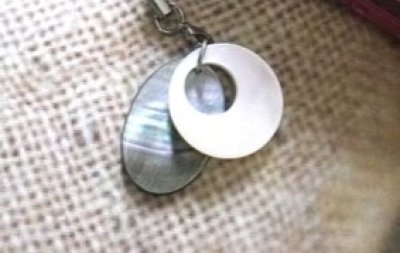 画像8: 貝パーツ　丸型に大きな穴　白蝶貝 SH-2173