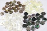 最高級白蝶貝,黒蝶貝,高瀬貝,茶蝶貝  貝ボタン 各20個づつ　定番のNo.17型　4穴