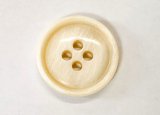 最高級本水牛ボタン  板素材　希少価値な白色　ツヤ有り　No.1059-w